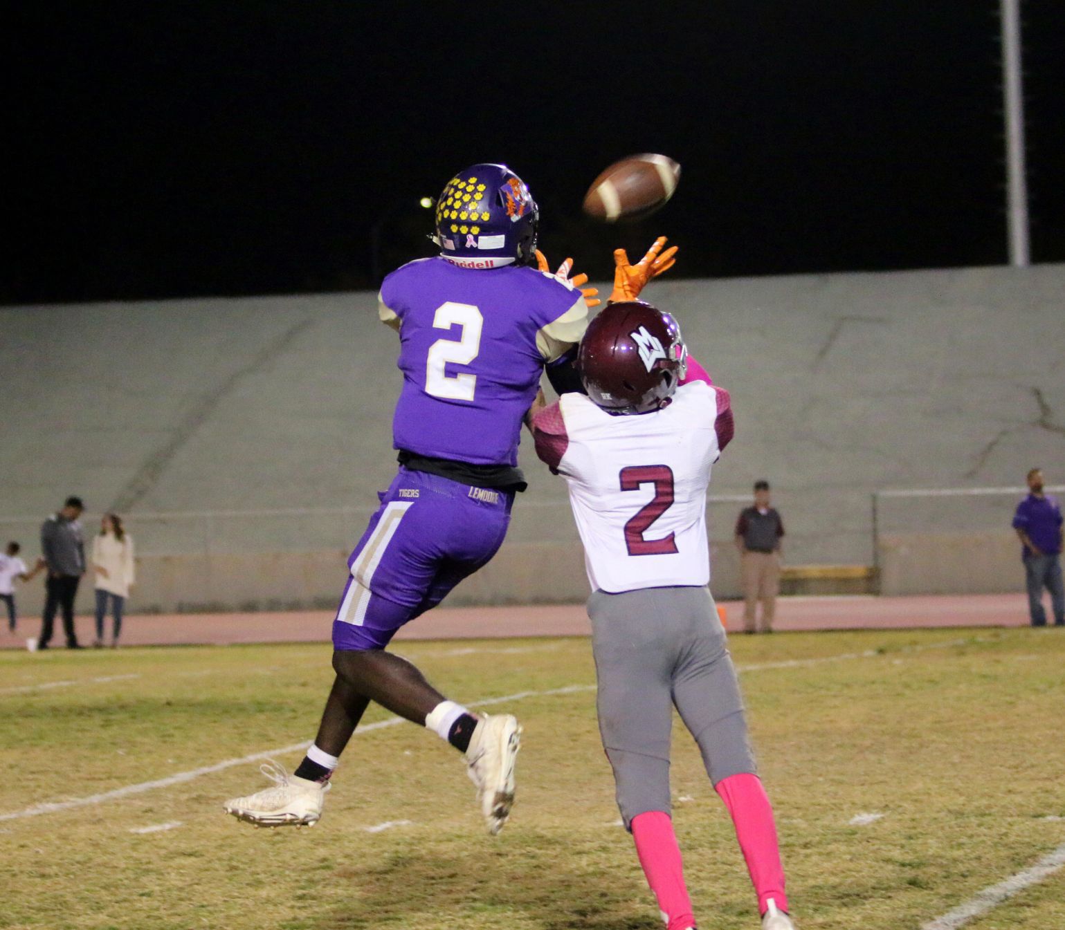 Tigers stay hot with 42-6 rout of Pioneers, clinch playoff spot